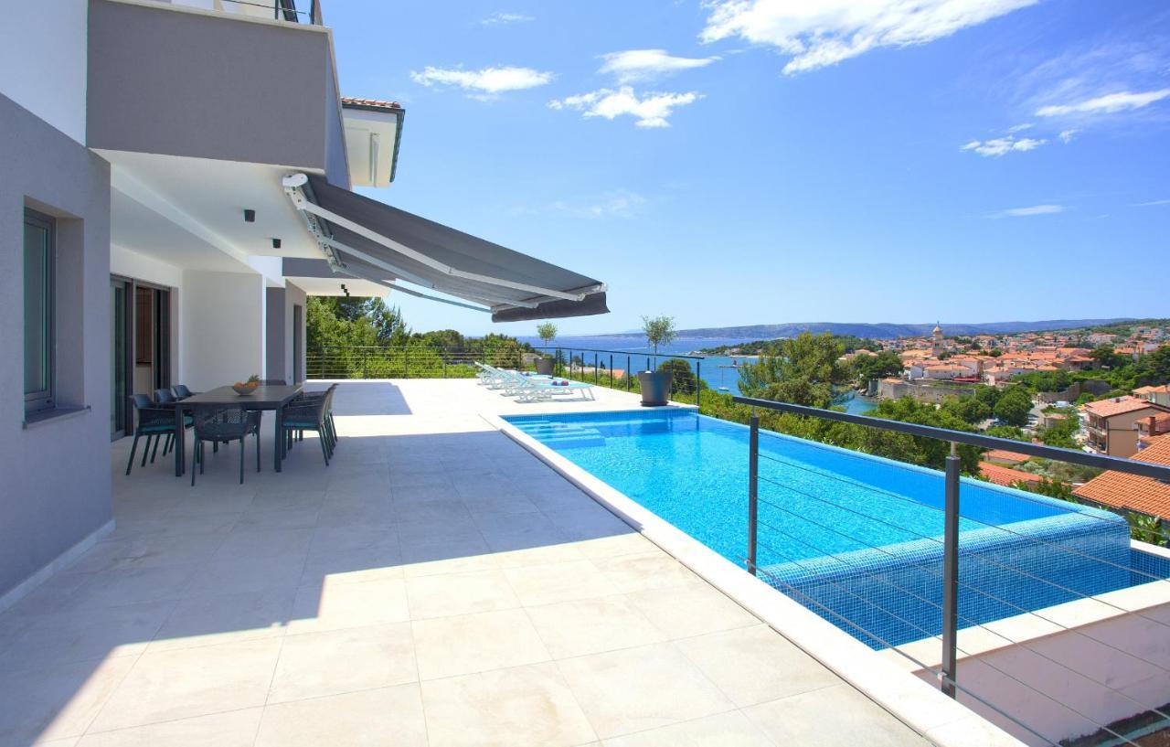 Unique Apartment With Private Pool Krk Town Exterior photo