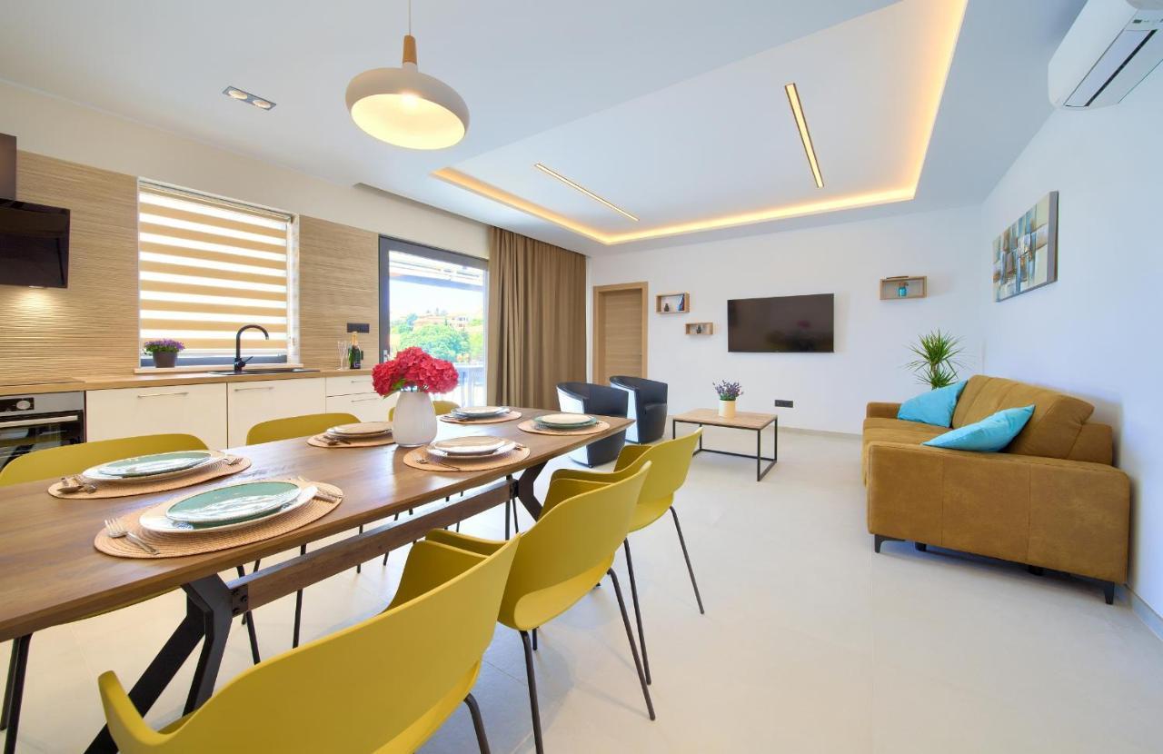 Unique Apartment With Private Pool Krk Town Exterior photo